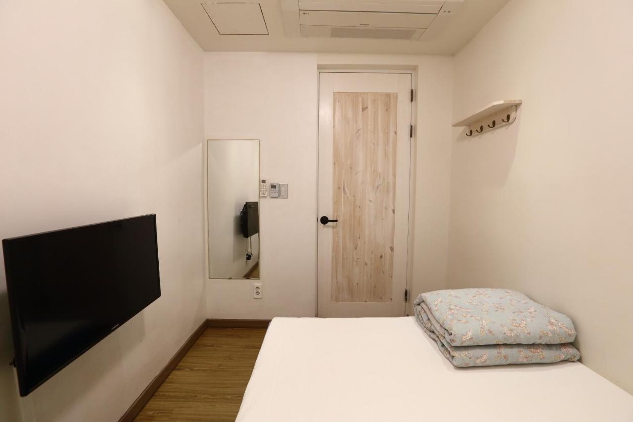 Yujung Guesthouse Jeonju Zewnętrze zdjęcie