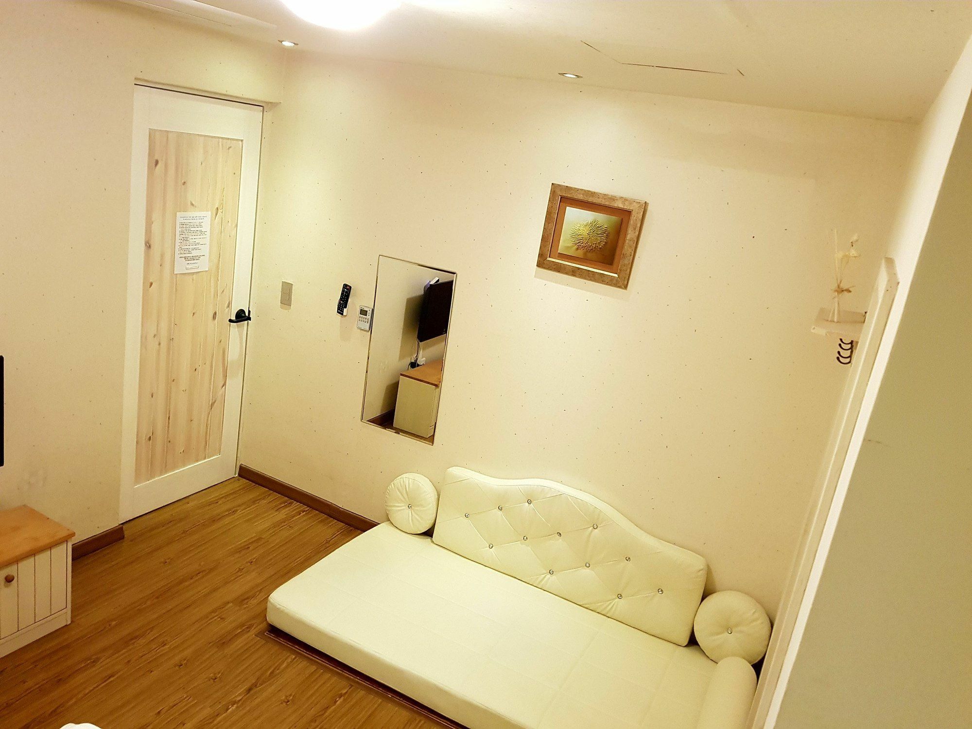 Yujung Guesthouse Jeonju Zewnętrze zdjęcie